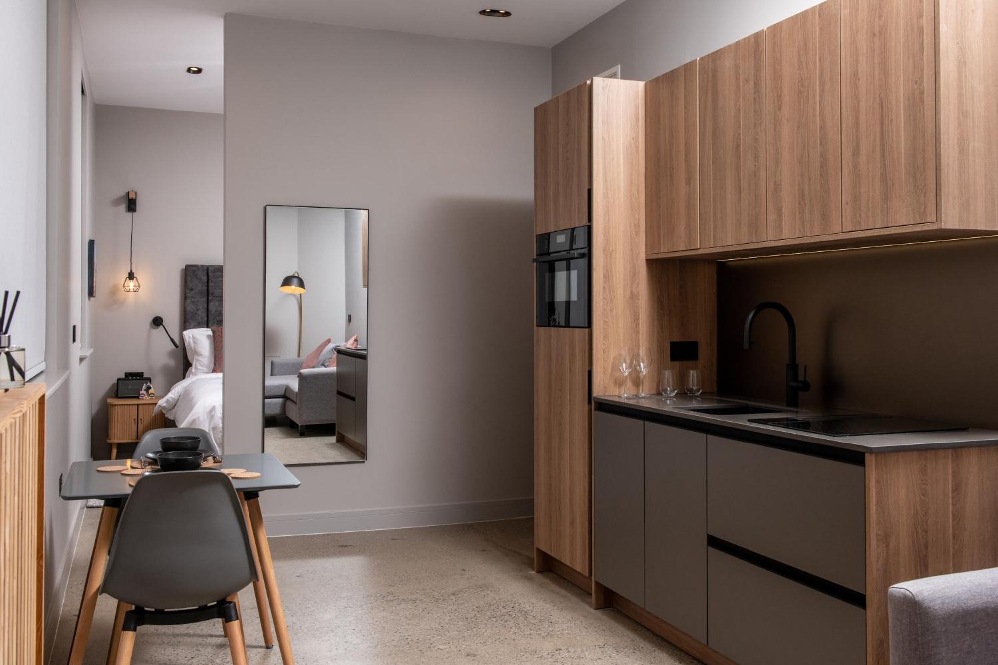 Montgomery House Apart-Hotel Лидс Экстерьер фото
