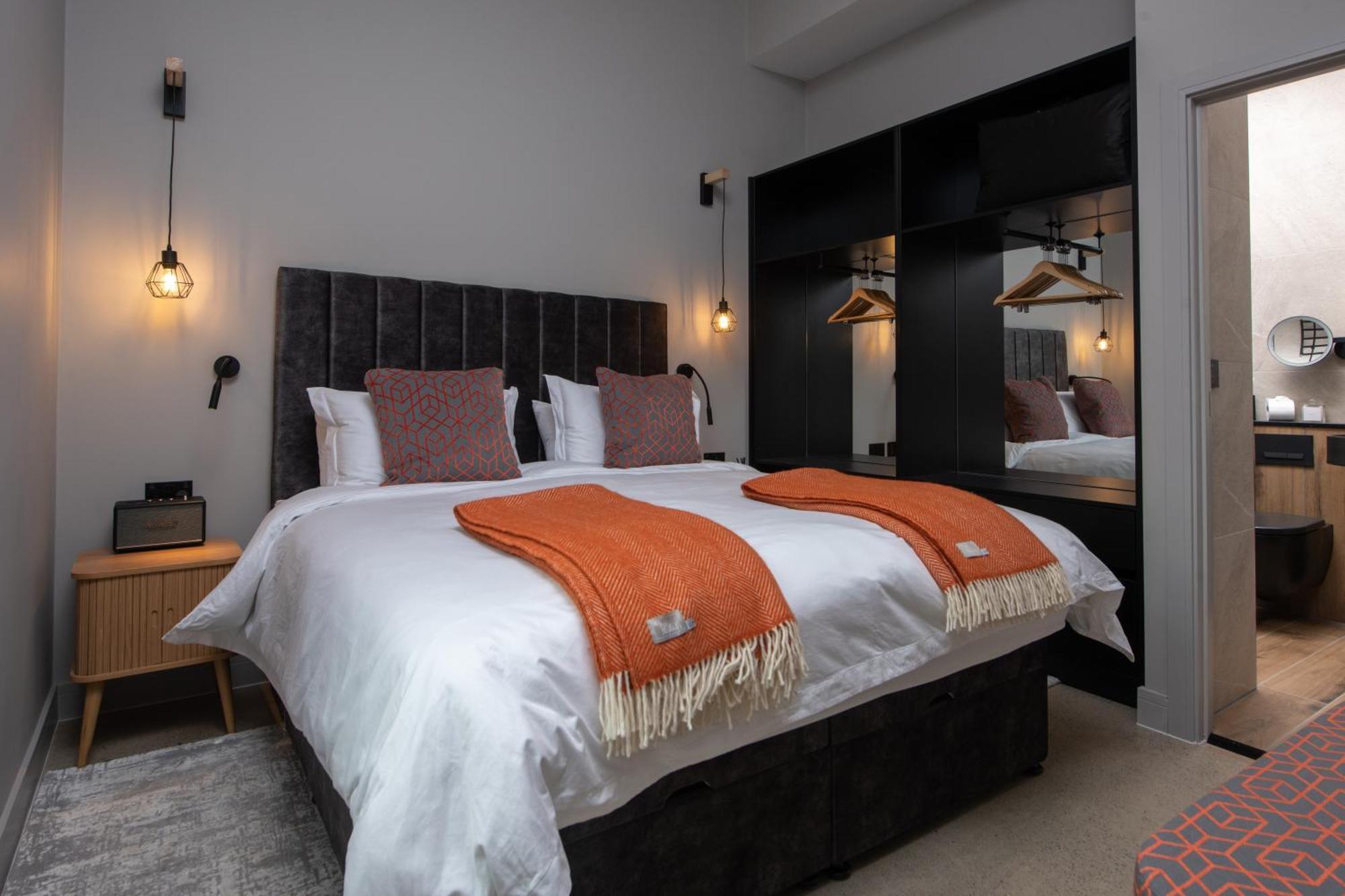Montgomery House Apart-Hotel Лидс Экстерьер фото