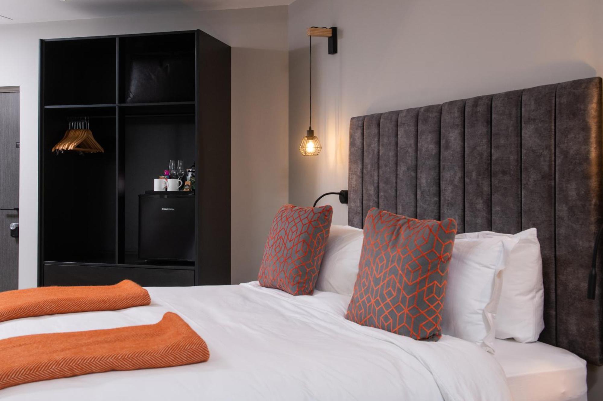 Montgomery House Apart-Hotel Лидс Экстерьер фото