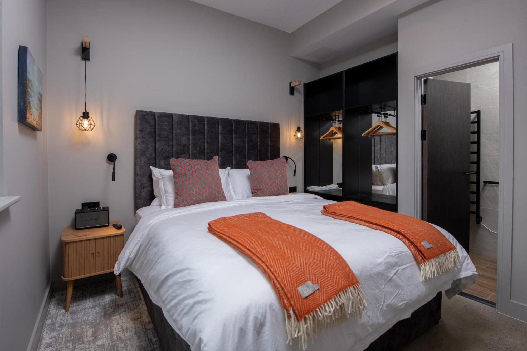 Montgomery House Apart-Hotel Лидс Экстерьер фото